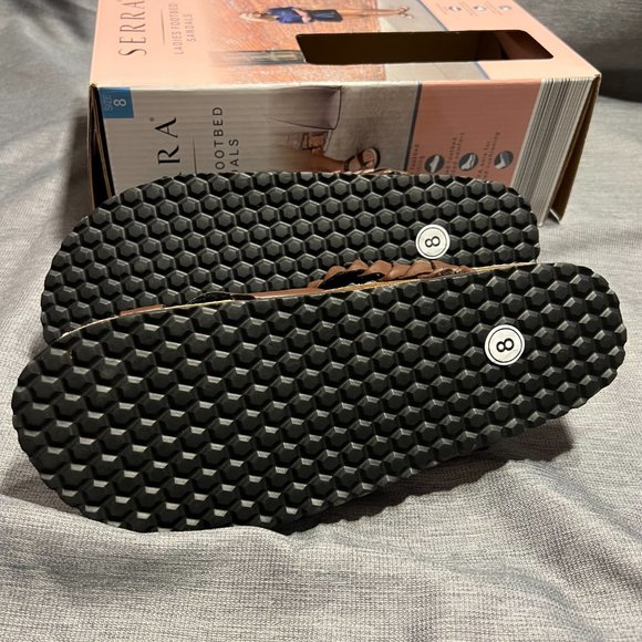 NWT Serra Footbed Sandals (Sz.8) - Picture 3 of 5